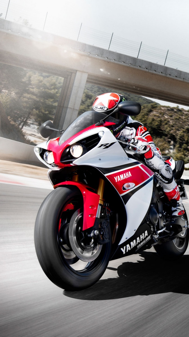 Обои Ямаха Р1 2012, Ямаха мотор Компани, мотоцикл, Ямаха YZF, мотоспорт в разрешении 720x1280