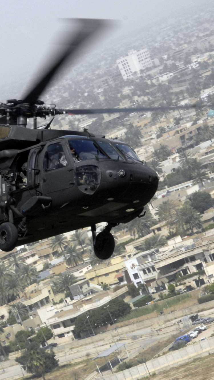 Обои самолеты Сикорского, военный вертолет, винтокрылая машина, черный ястреб, воздушные силы в разрешении 750x1334