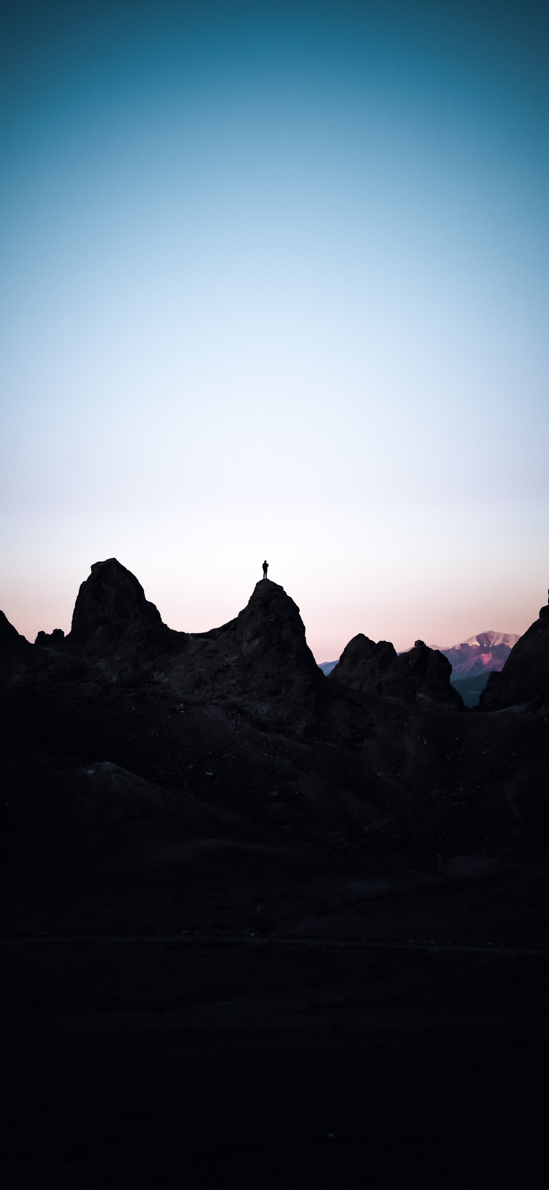 Обои сумрак, силуэт, облако, природный ландшафт, закат в разрешении 1125x2436