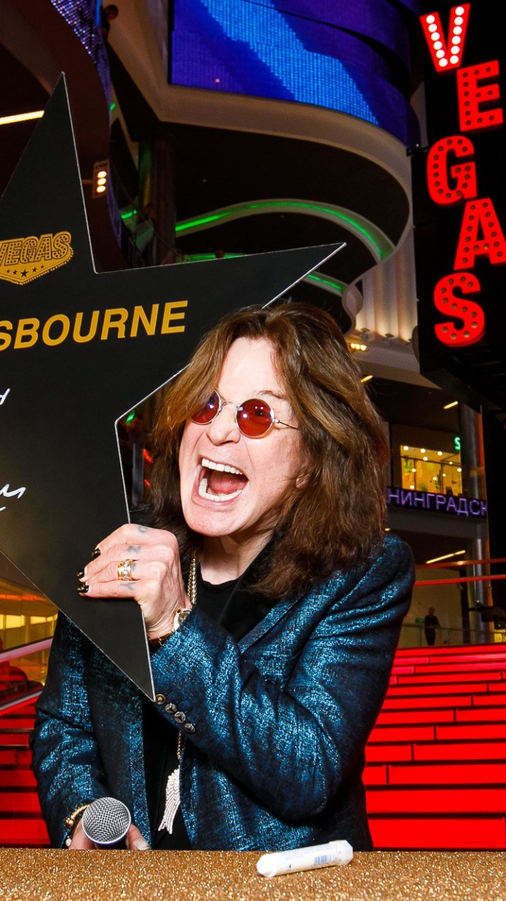 Обои девушка, Реклама, забава, В Ozzman Приходит, Голливудской Аллее Славы в разрешении 720x1280