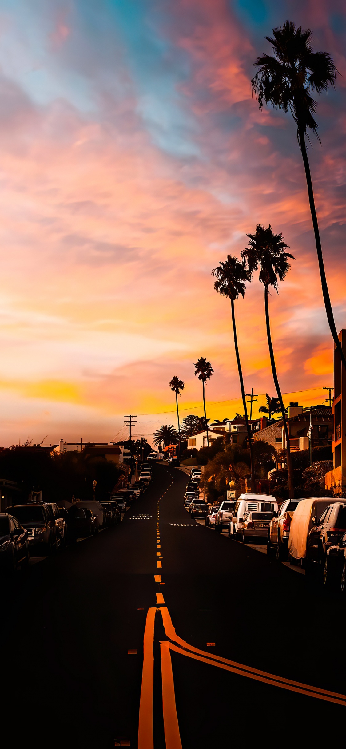 Обои рассвет, облако, легковые автомобили, автомобильное освещение, Оранжевый цвет в разрешении 1125x2436