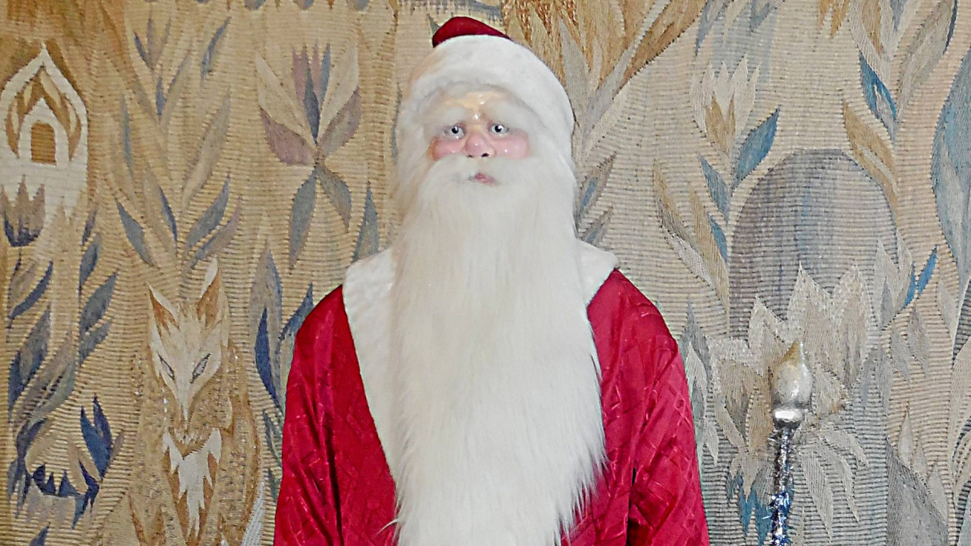 Обои традиция, нож, арт, Рождественский день, Дед Мороз в разрешении 1366x768