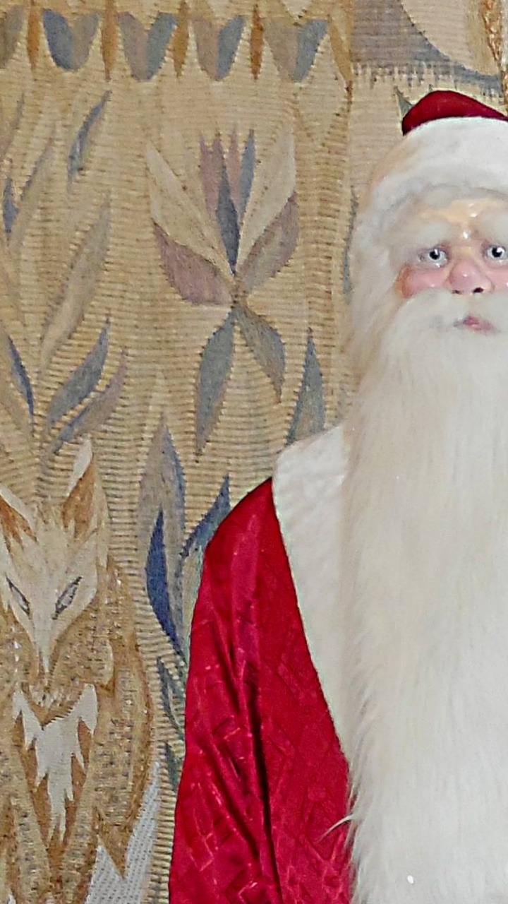 Обои традиция, нож, арт, Рождественский день, Дед Мороз в разрешении 720x1280