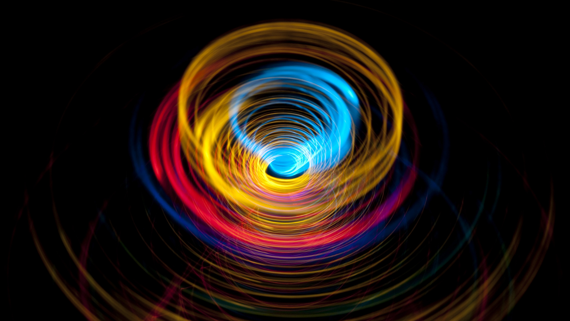 Обои круг, вращение, свет, красочность, вихрь в разрешении 1920x1080