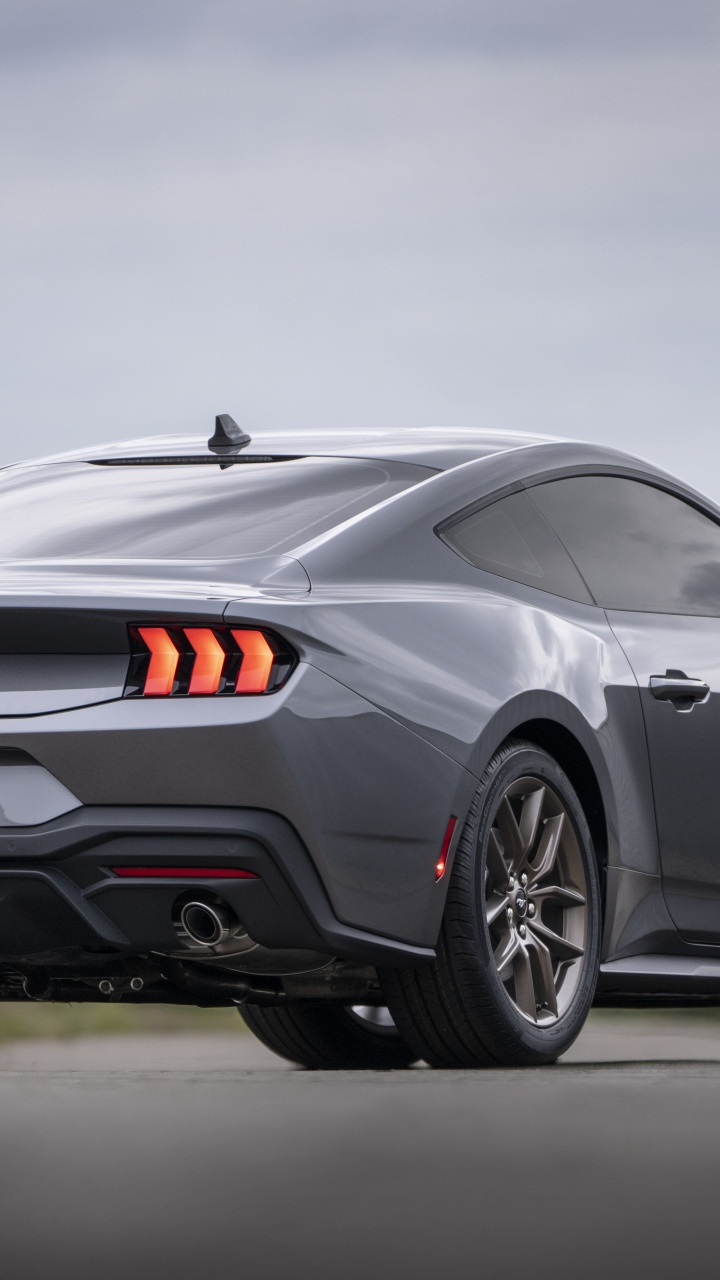 Обои мустанг 2024, Форд Мустанг 2023 года, легковые автомобили, спорткар, компания Ford в разрешении 720x1280