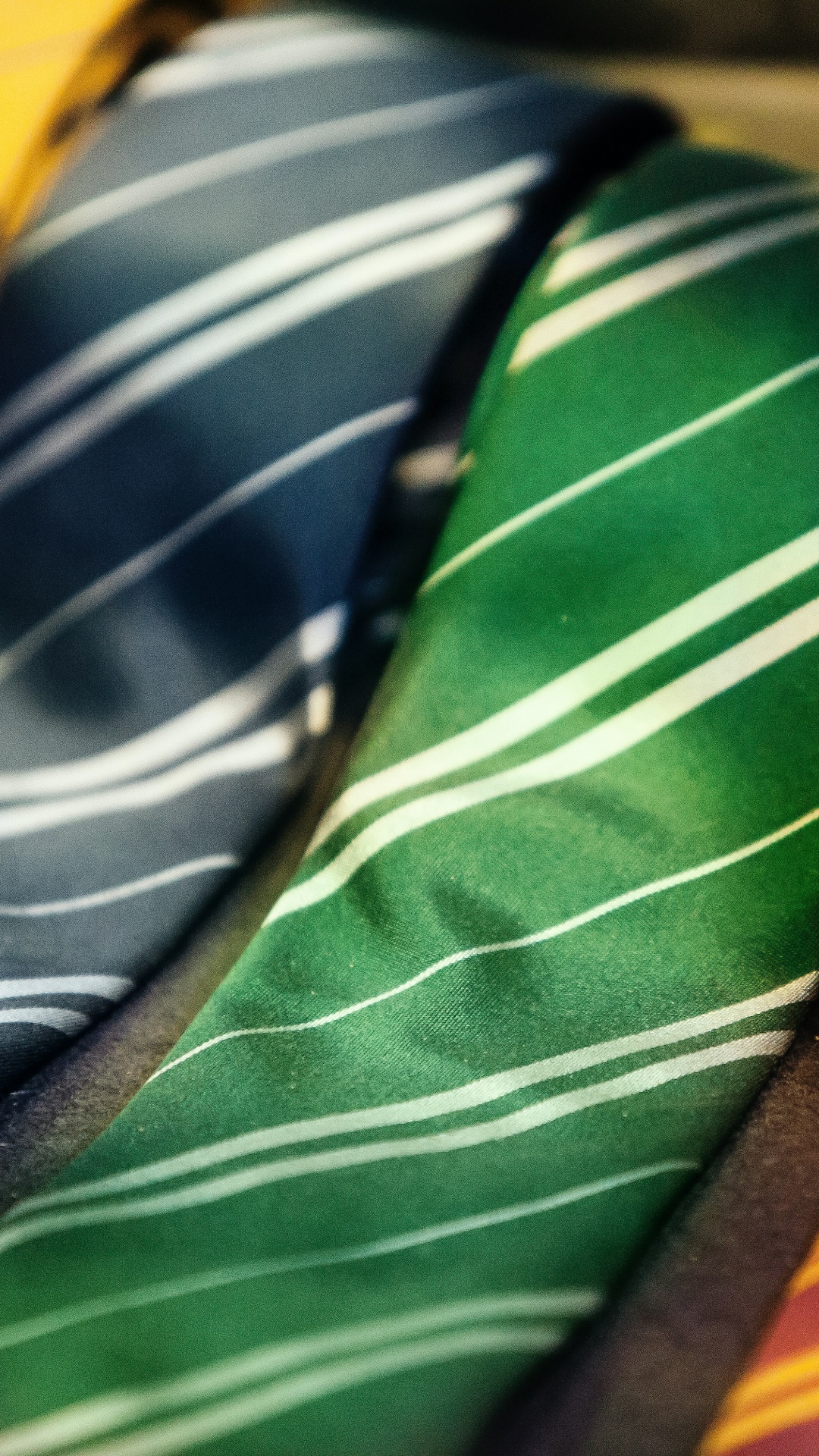 Обои Гарри Поттер, домашние связи, галстук, галстук-бабочка, одежда в разрешении 1080x1920