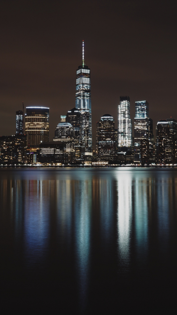 Обои ночь, город, городской пейзаж, линия горизонта, метрополия в разрешении 750x1334