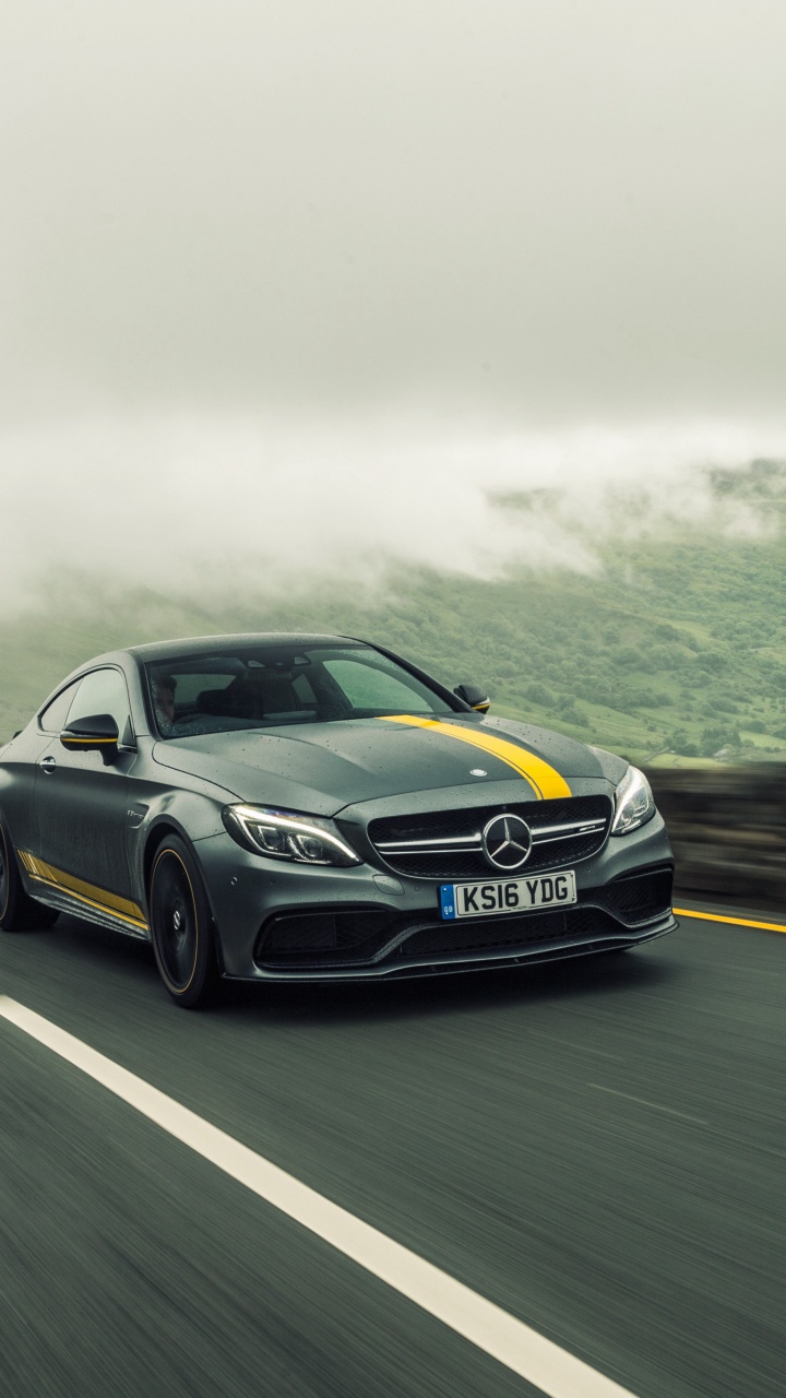 Обои авто, дорога, семейный автомобиль, автомобиль среднего размера, mercedes benz sls amg в разрешении 720x1280