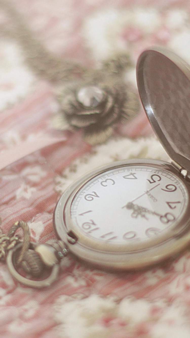 Обои часы, розовый, карманные часы, модный аксессуар, персик в разрешении 750x1334