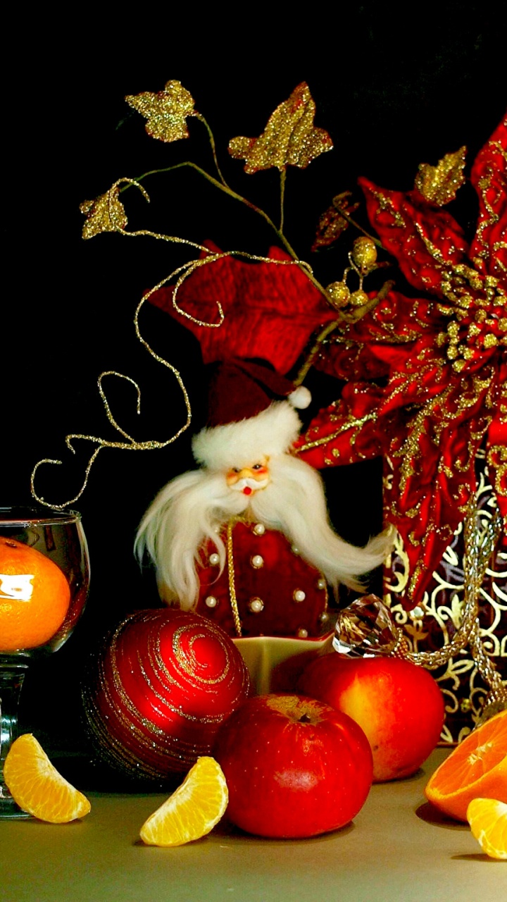 Обои Рождественский день, Санта-Клаус, подарок, Новый год, натюрморт в разрешении 720x1280