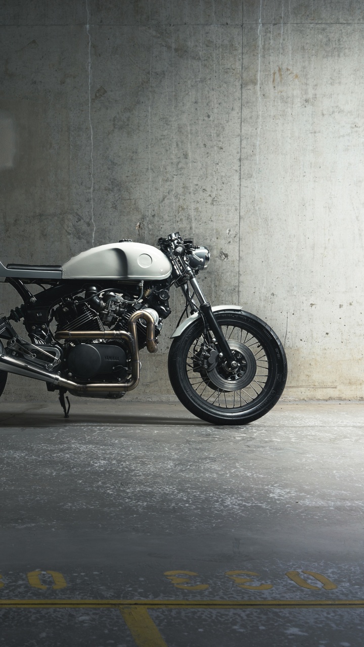 Обои Ямаха мотор Компани, мотоцикл, Ямаха XV750, авто, автомобильные шины в разрешении 720x1280