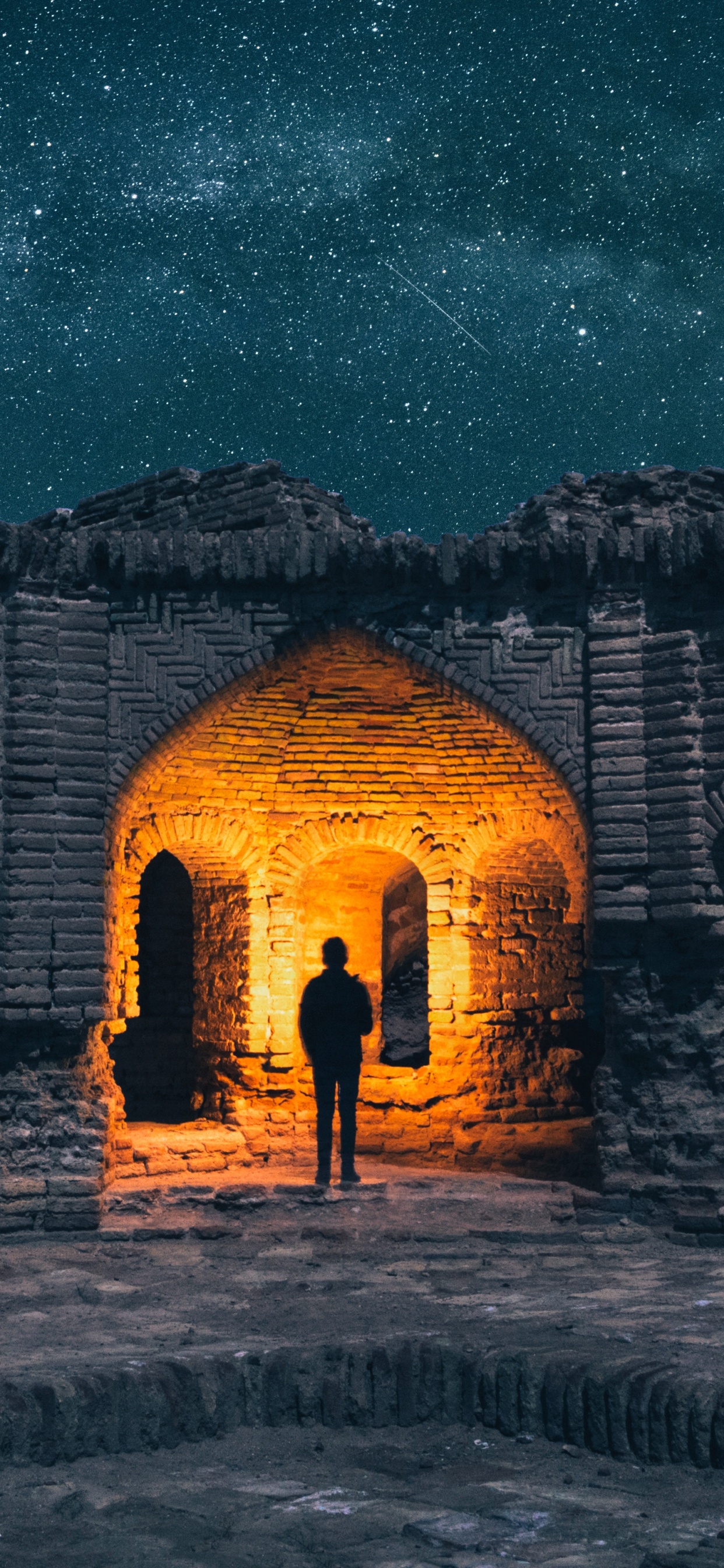 Обои ориентир, арка, темнота, архитектура, здание в разрешении 1242x2688