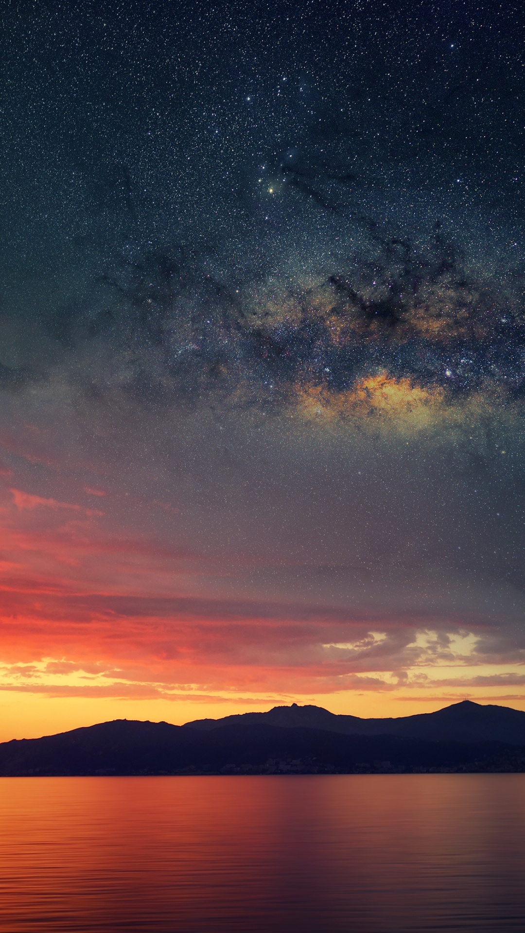 Обои закат, пейзаж, вода, облако, атмосфера в разрешении 1080x1920