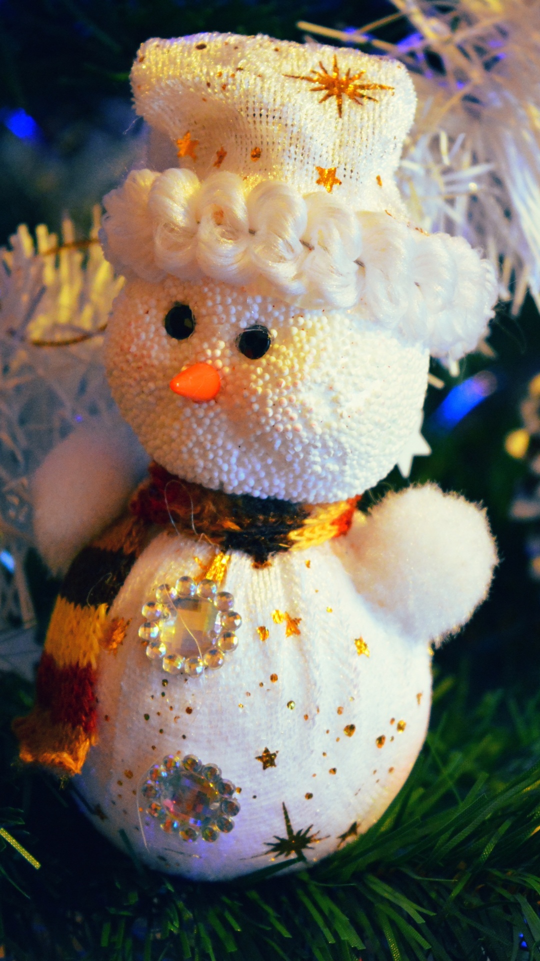 Обои рождественский орнамент, Рождественские украшения, Рождественский день, елка, Снеговик в разрешении 1080x1920