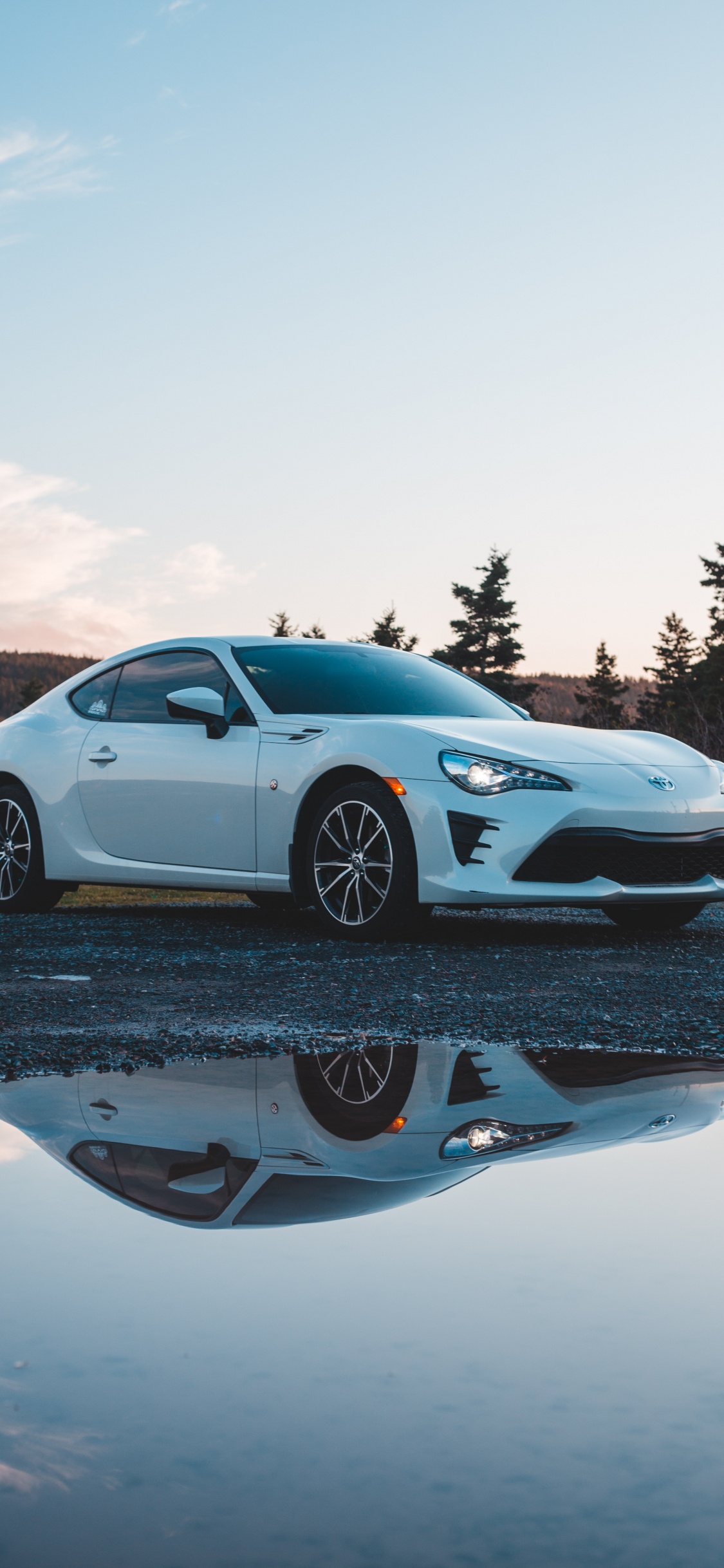 Обои катание, обод, кузов купе, седан, полный размер автомобиля в разрешении 1125x2436