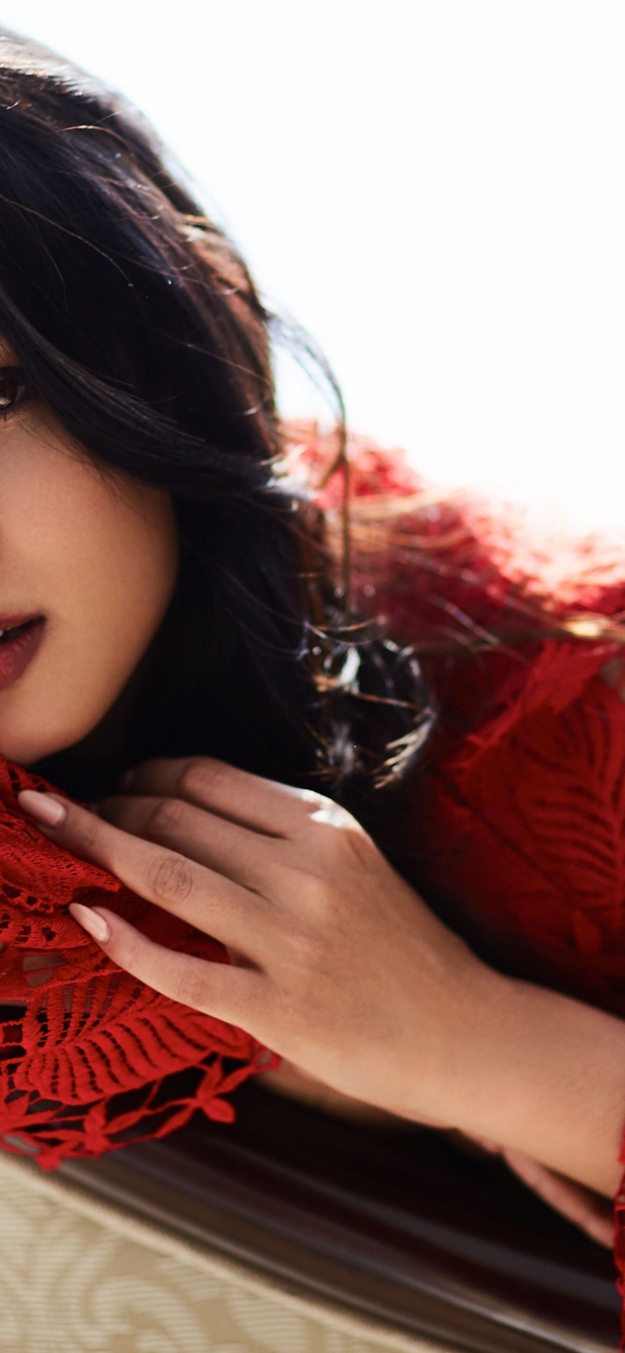 Обои актриса сонал чаухан, Сонал Чаухан, палтан, Болливуд, актер в разрешении 1242x2688