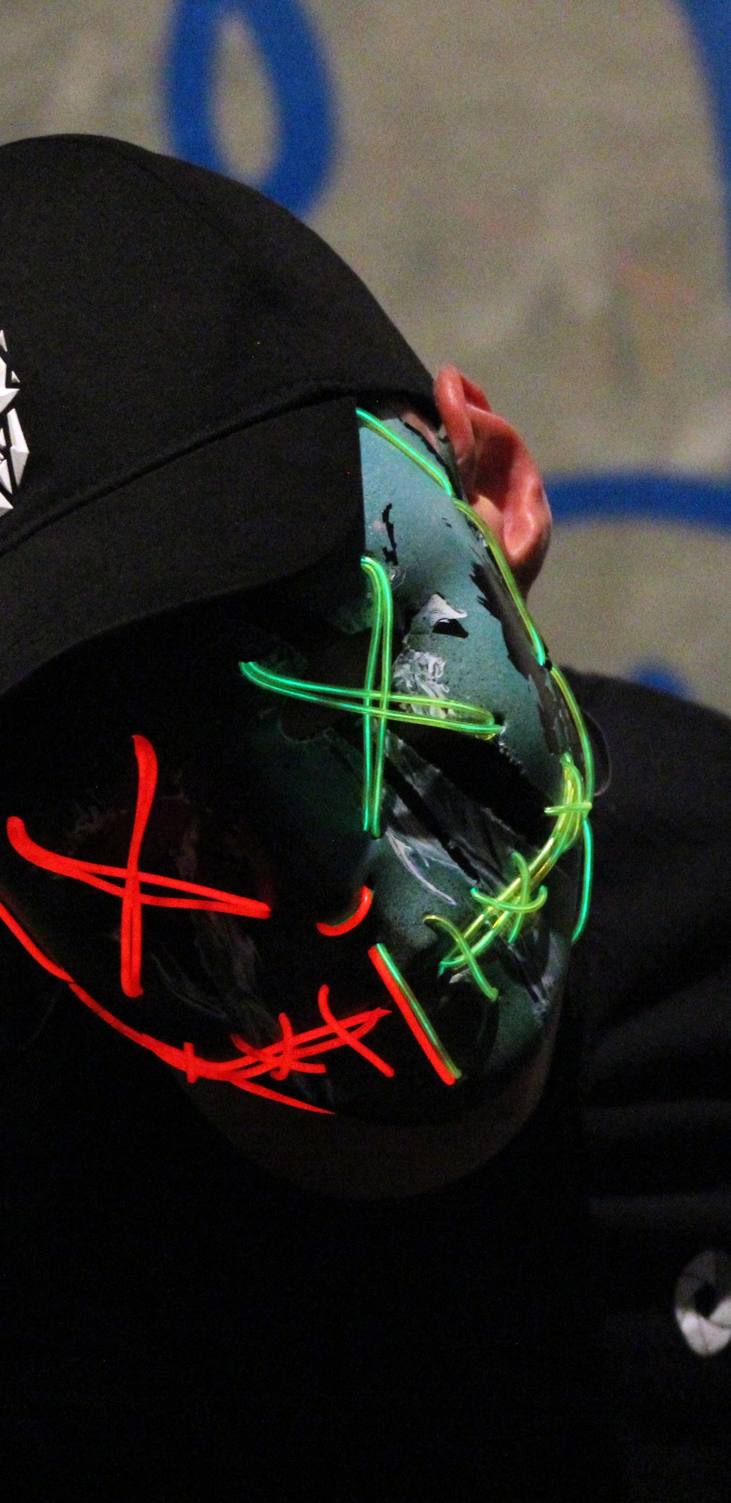 Обои ремикс, Бас музыка, Лирика, уличное искусство, музыкальное видео в разрешении 1440x2960