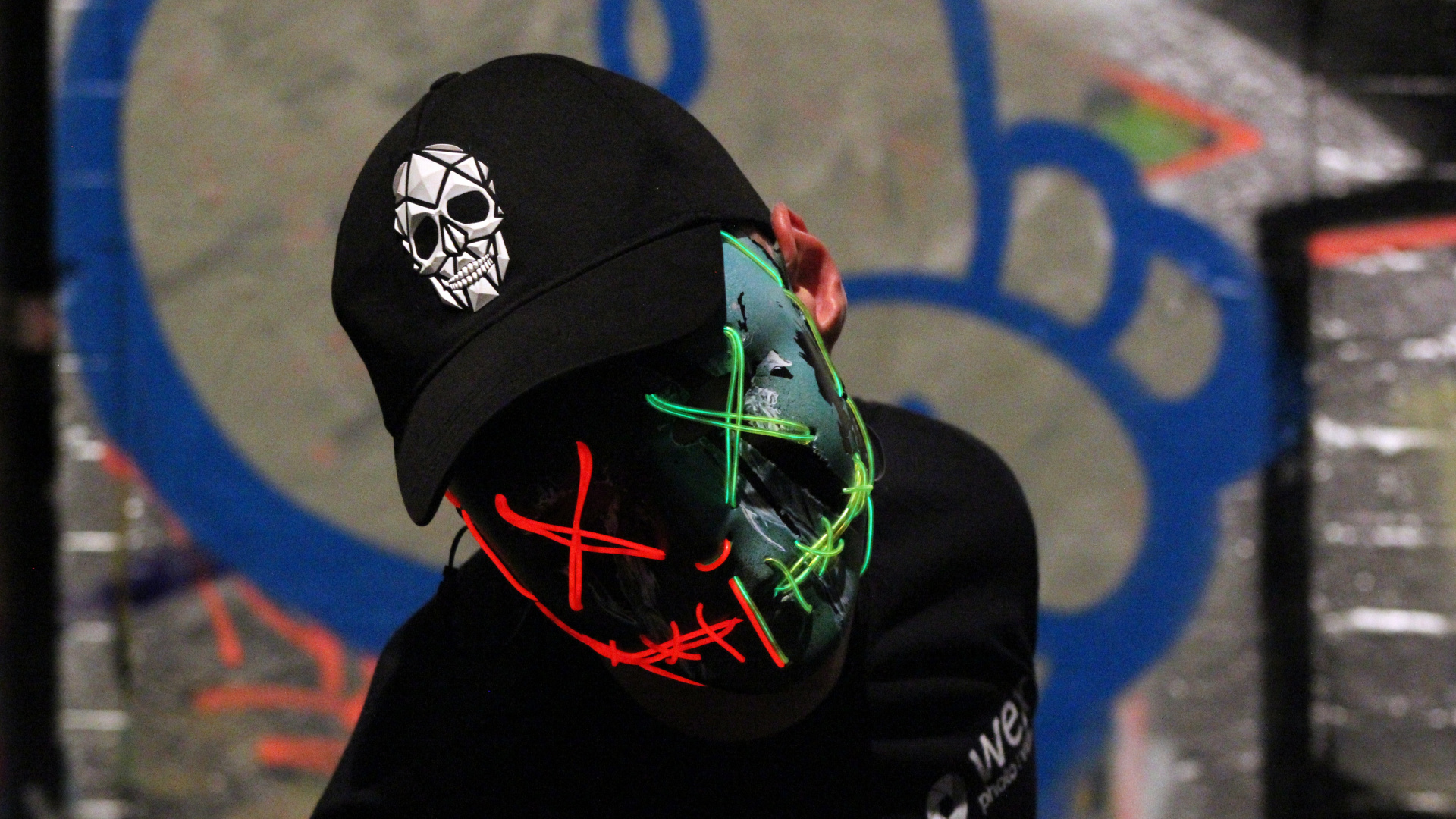 Обои ремикс, Бас музыка, Лирика, уличное искусство, музыкальное видео в разрешении 1920x1080