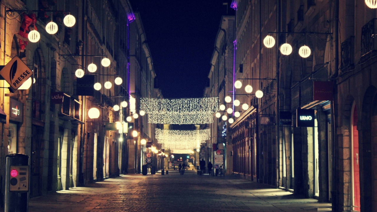 Обои уличный фонарь, освещение, ночь, городок, улица в разрешении 1280x720