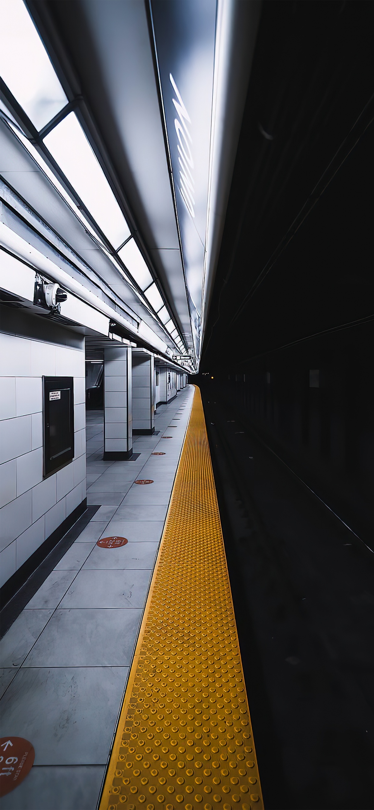 Обои архитектура, скоростной транспорт, железнодорожный вокзал, поезд, математика в разрешении 1242x2688