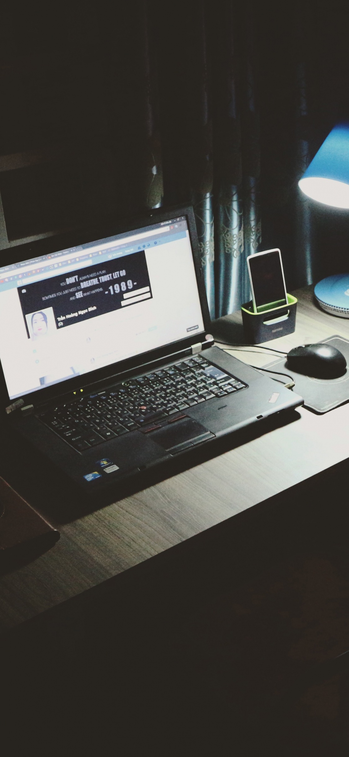 Обои фотолаборатория, свет, технологии, комната, дизайн в разрешении 1125x2436