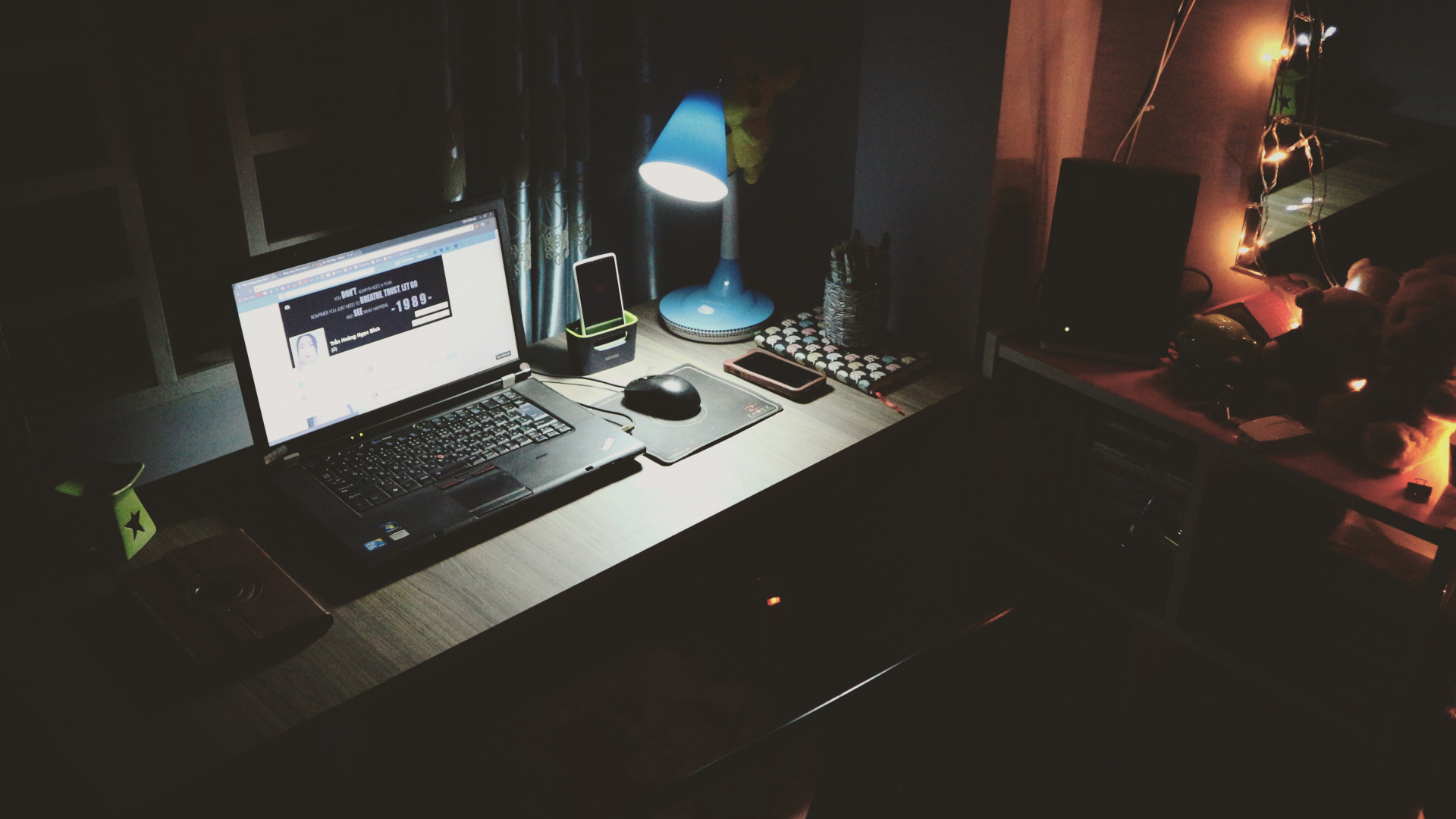 Обои фотолаборатория, свет, технологии, комната, дизайн в разрешении 1920x1080