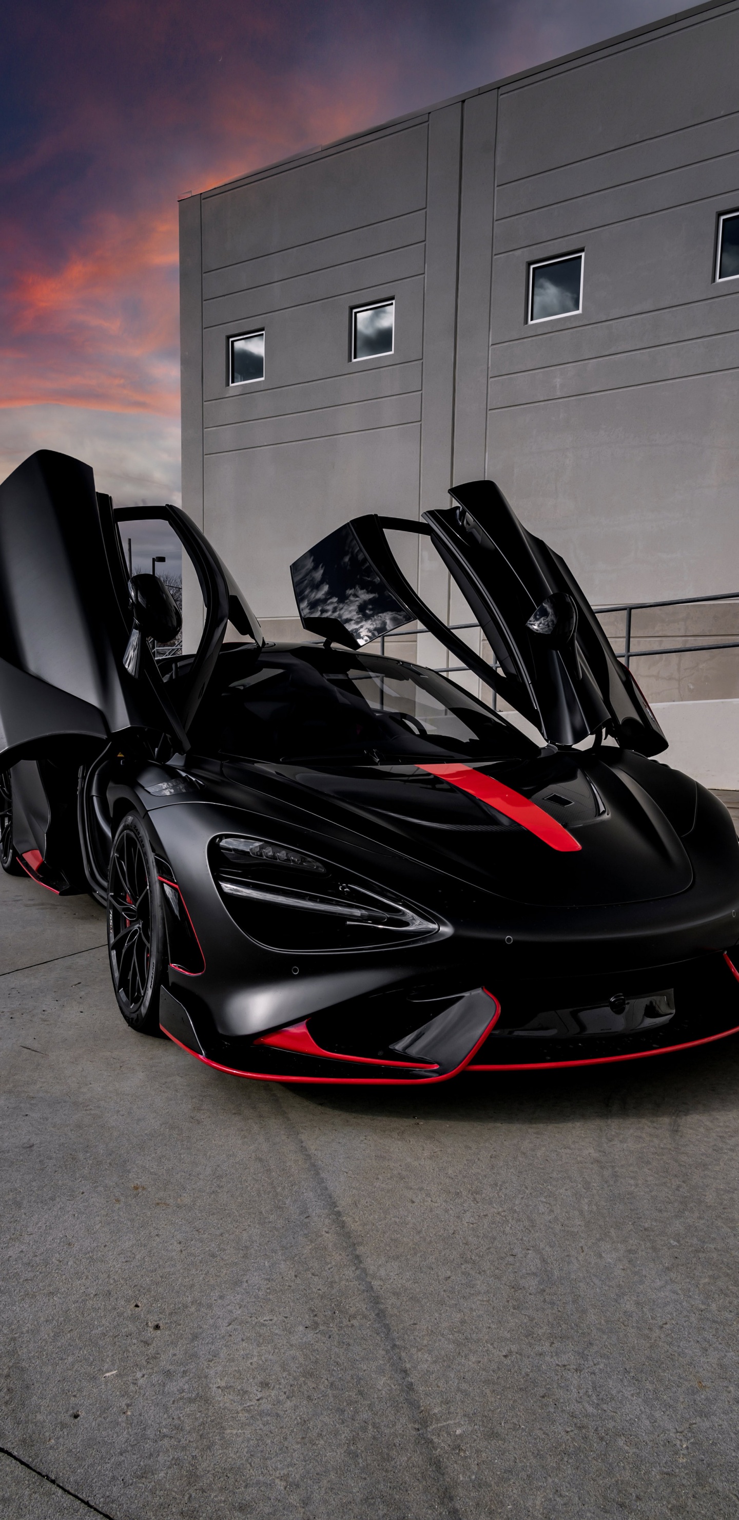 Обои легковые автомобили, авто, черно-красная спортивная машина, спорткар, Макларен 12с в разрешении 1440x2960