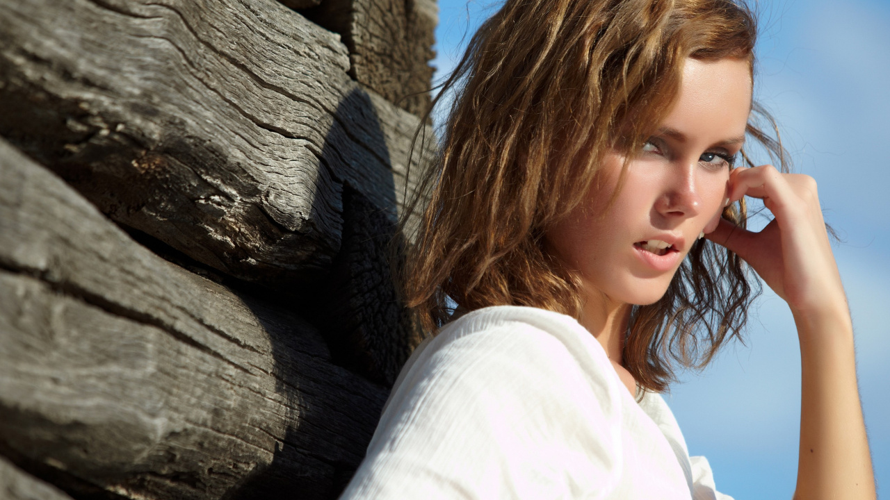 Обои волосы, красота, прическа, блондин, кожа в разрешении 1280x720