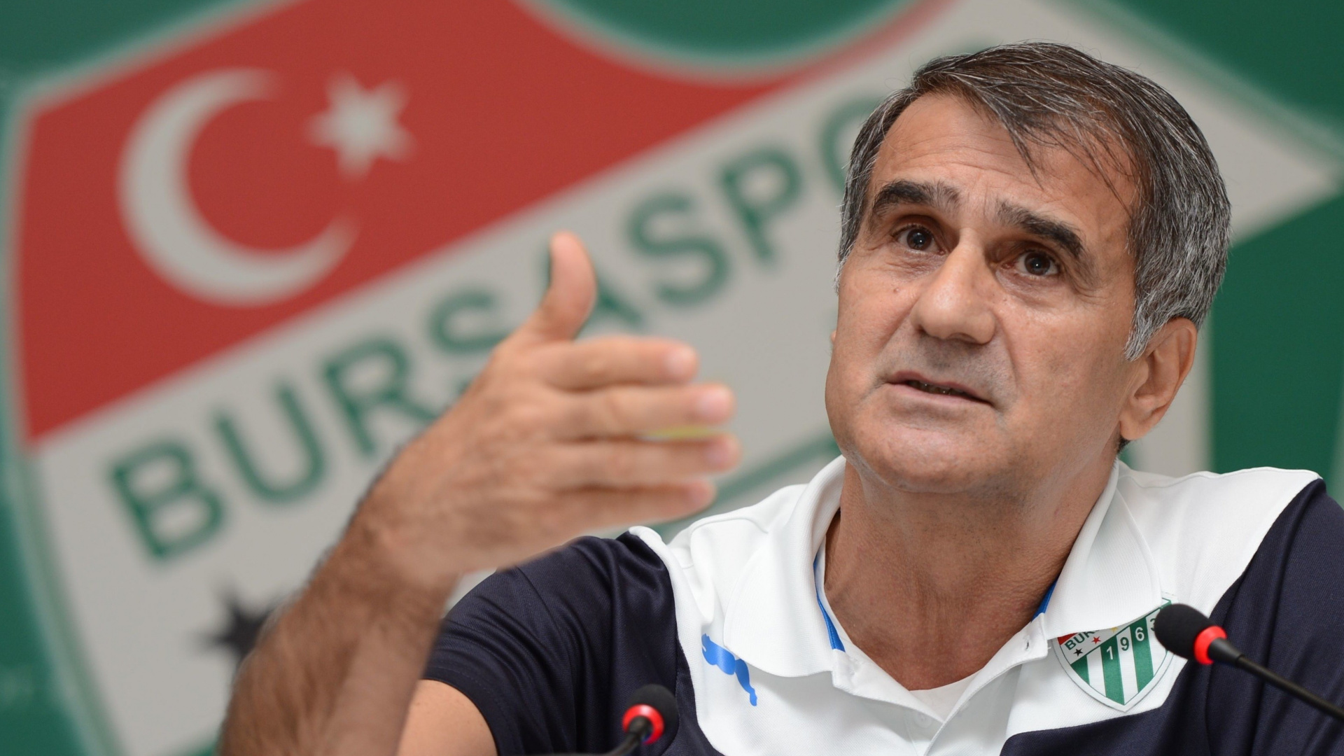 Обои занятие спортом, тренер, теннис, представитель, жест в разрешении 1920x1080