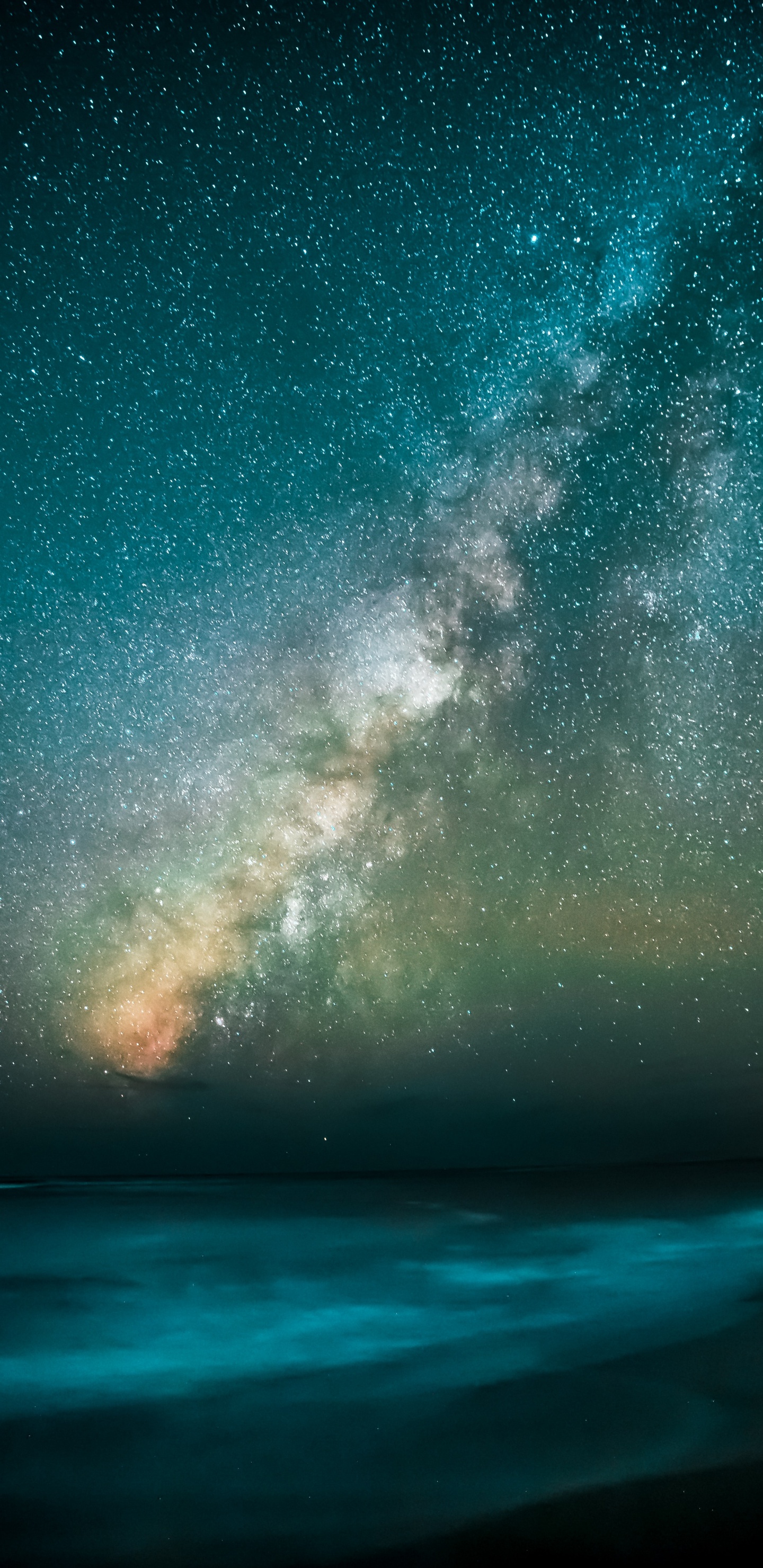 Обои человек ищет млечный путь, Млечный Путь, земля, Галактика, звезда в разрешении 1440x2960