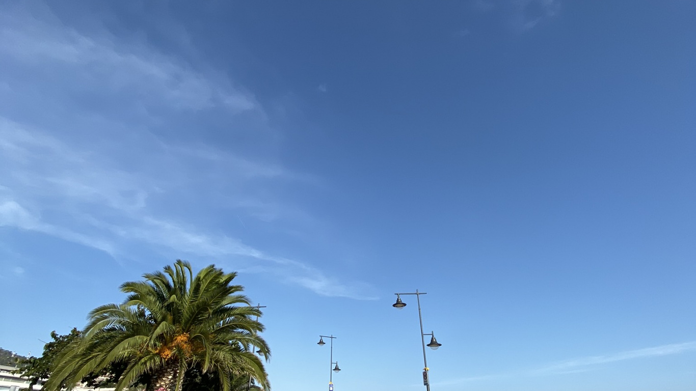 Обои дорога, дневное время, дорожное покрытие, инфраструктура, асфальт в разрешении 1366x768