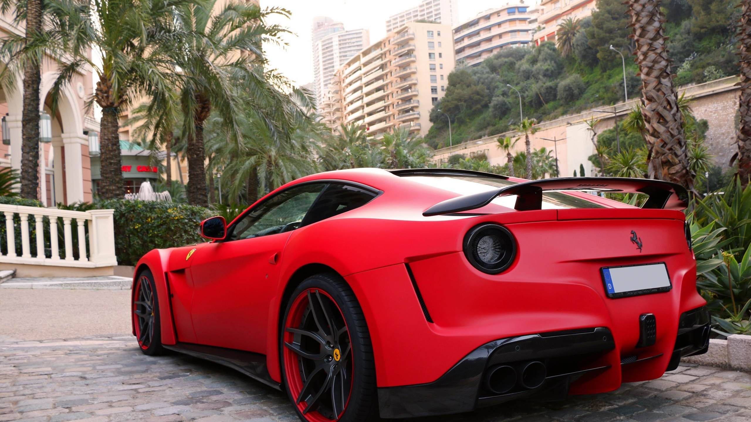 Обои Феррари f12, спорткар, Феррари 458, laferrari, Энзо Феррари в разрешении 2560x1440