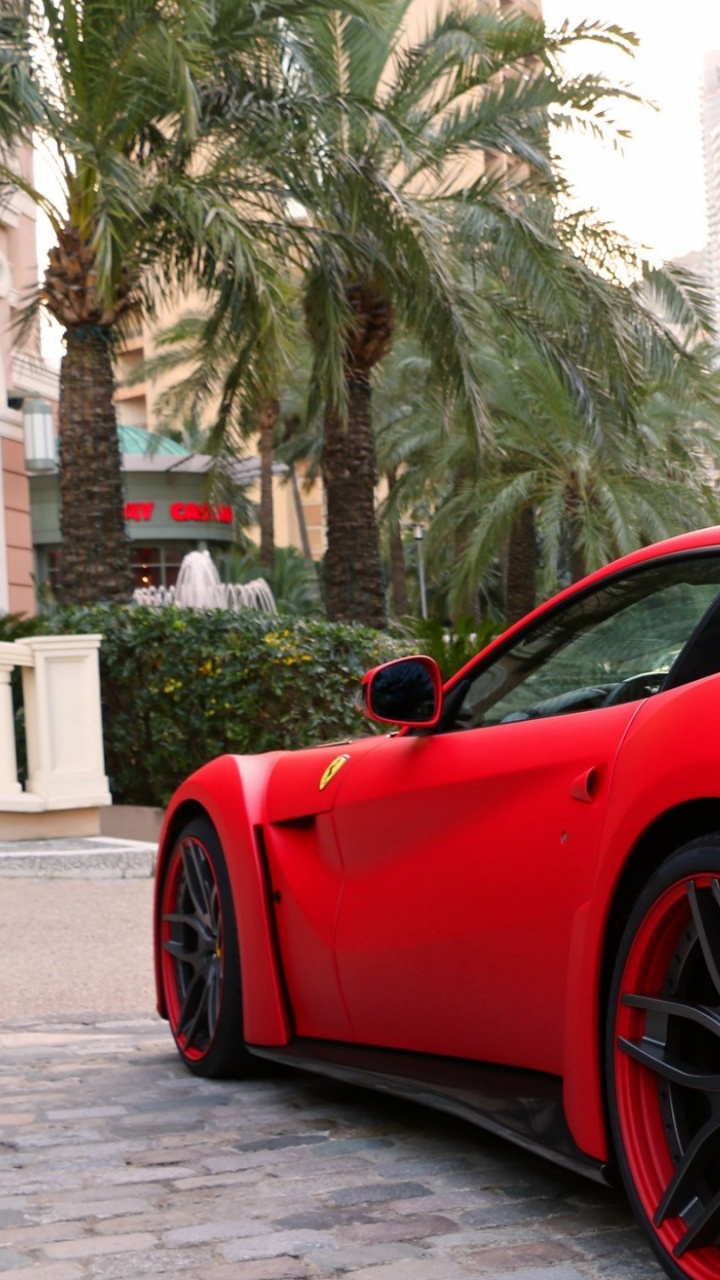 Обои Феррари f12, спорткар, Феррари 458, laferrari, Энзо Феррари в разрешении 720x1280