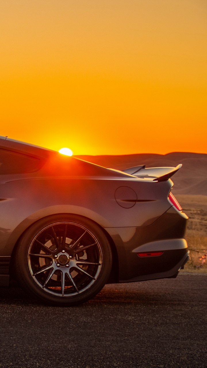 Обои отражение, спорткар, легковые автомобили, Эскондидо авто суперцентр, колесо в разрешении 720x1280