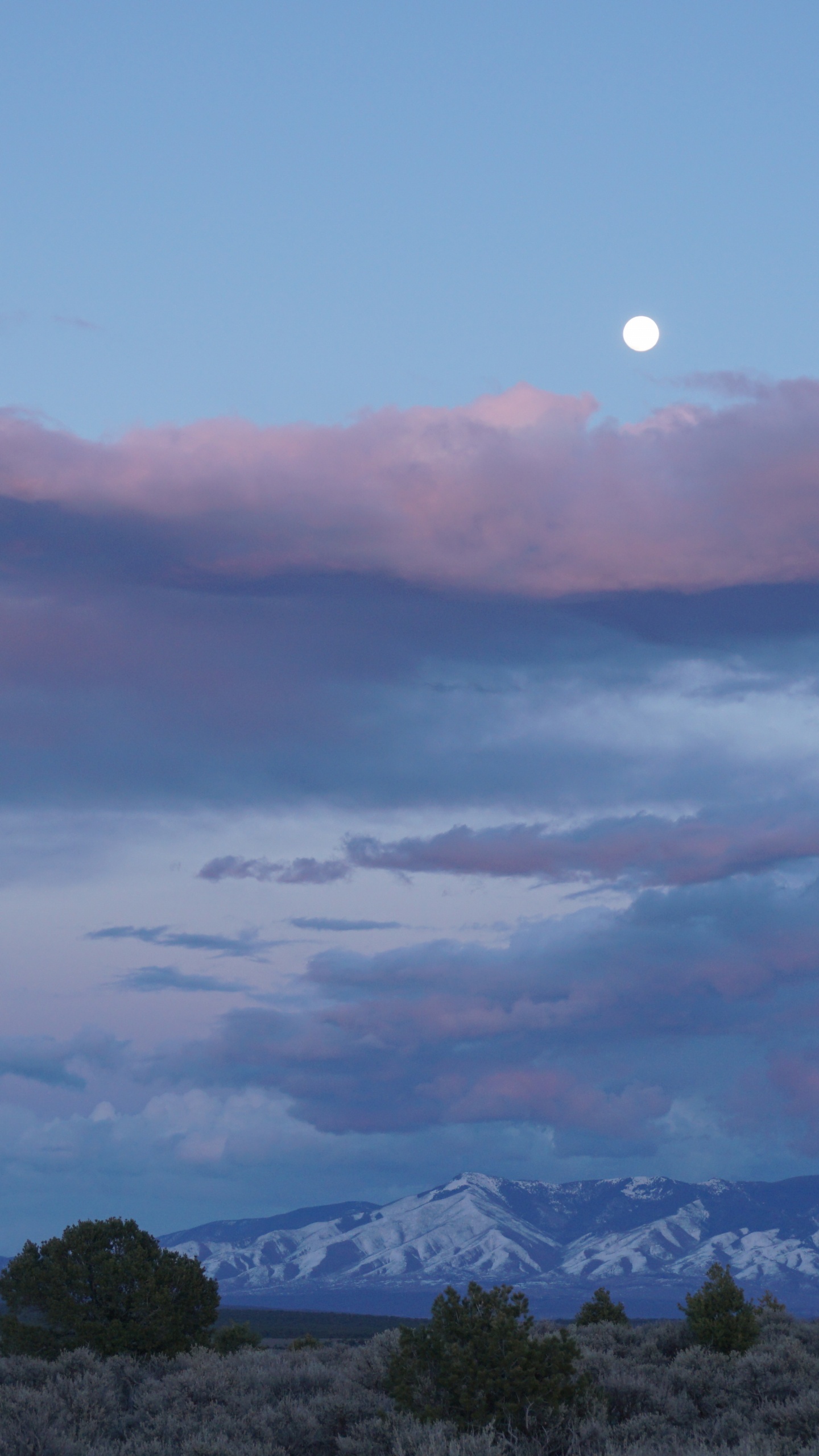 Обои закат, облако, синий, нагорье, вечер в разрешении 1440x2560