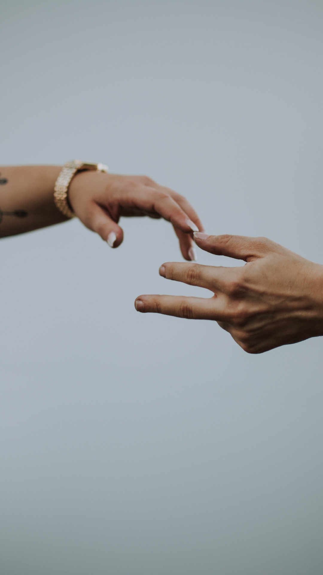 Обои палец, рука, жест, сустав, большой палец в разрешении 1080x1920