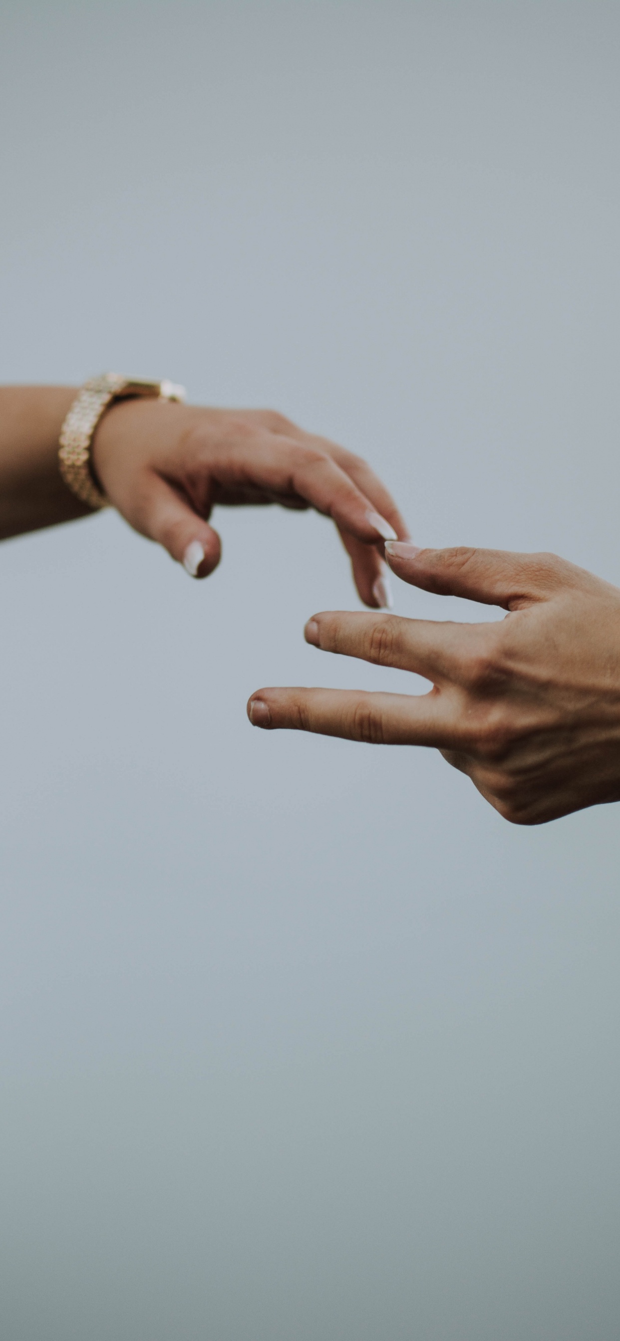 Обои палец, рука, жест, сустав, большой палец в разрешении 1242x2688