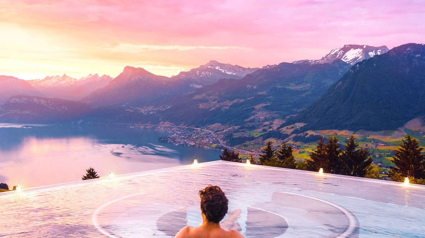 Обои вода, облако, гидроресурсы, гора, водоем в разрешении 1366x768