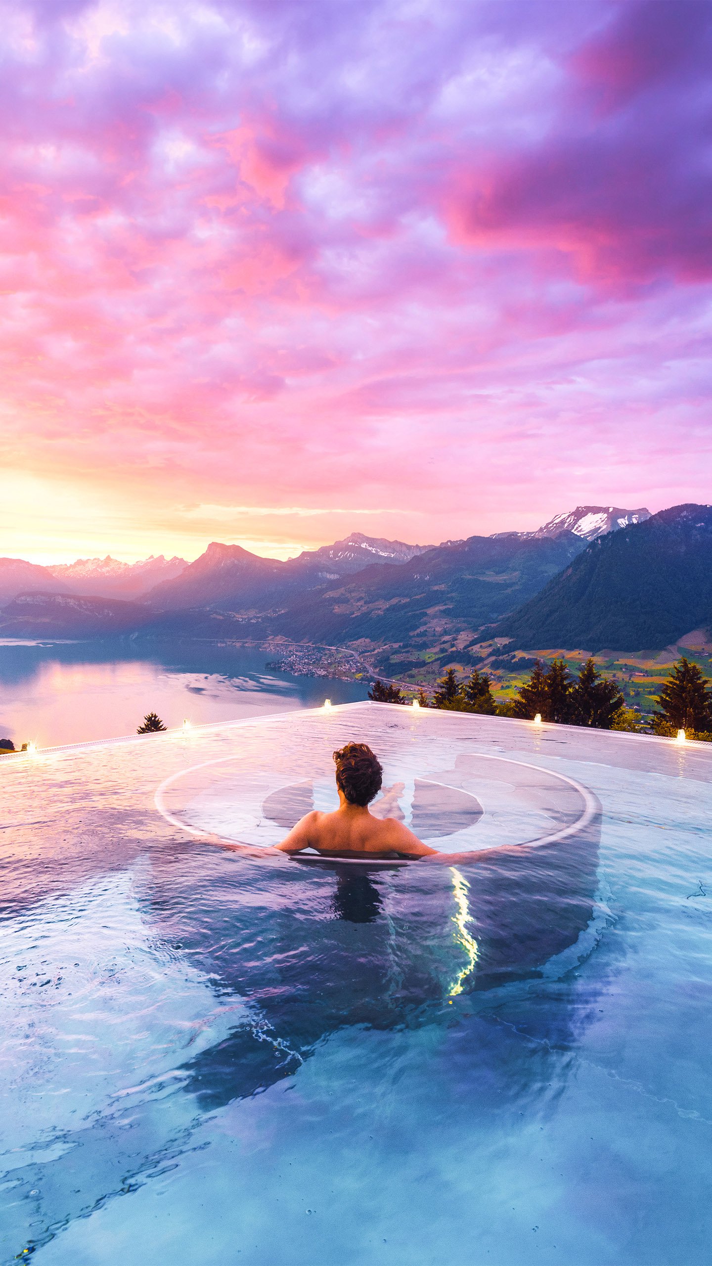 Обои вода, облако, гидроресурсы, гора, водоем в разрешении 1440x2560