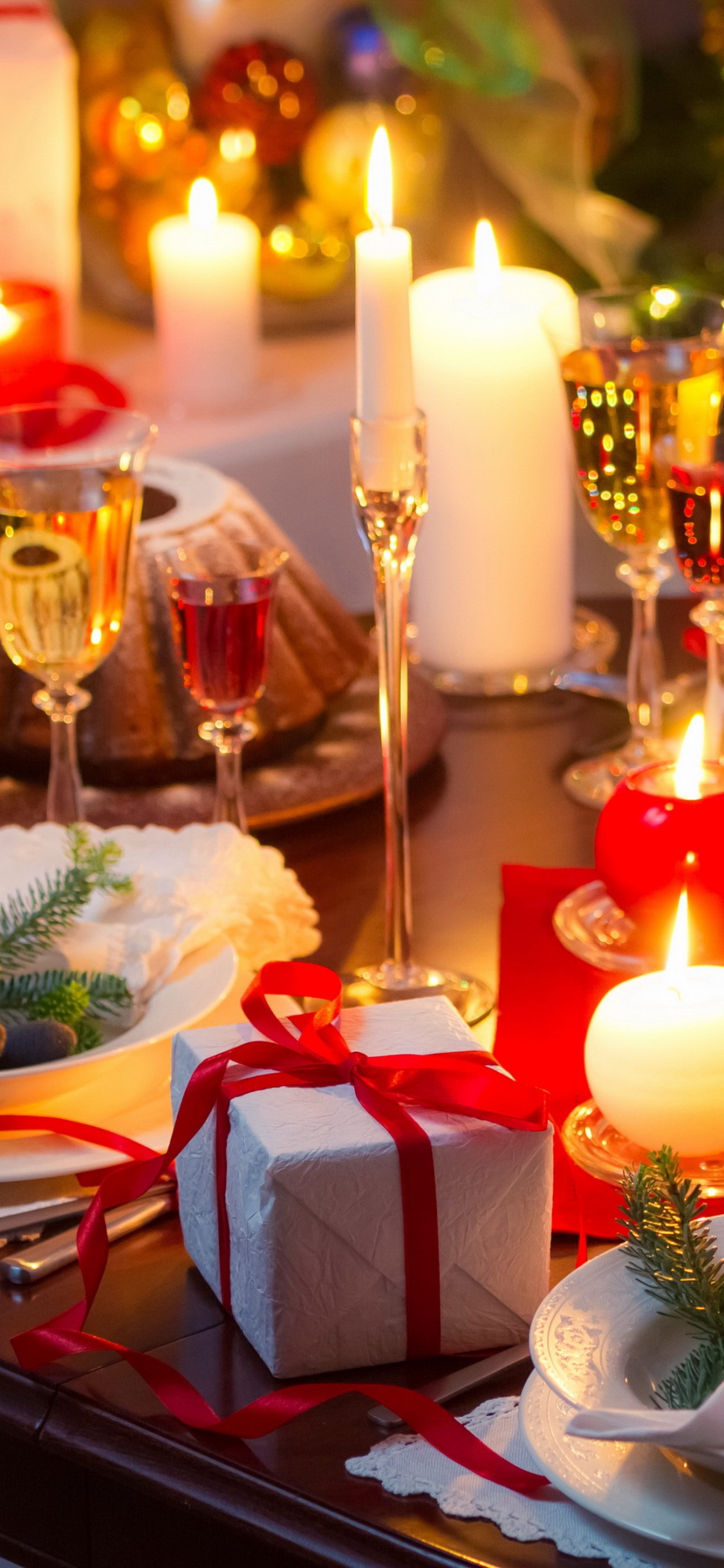 Обои Рождественский день, Рождественский ужин, ужин, Рождество, Сочельник в разрешении 1125x2436