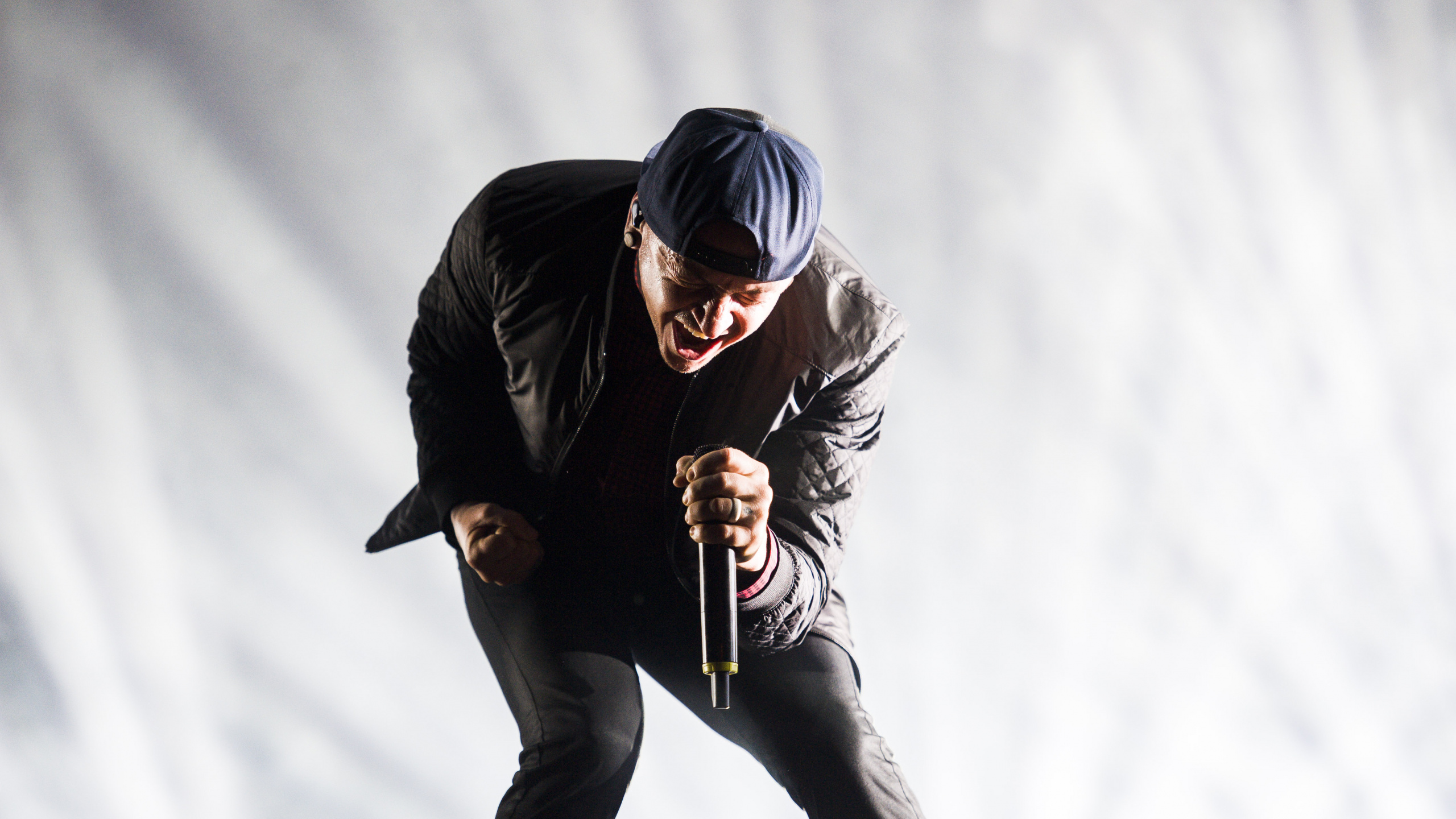 Обои Линкин Парк, музыка, Представление, забава, микрофон в разрешении 2560x1440