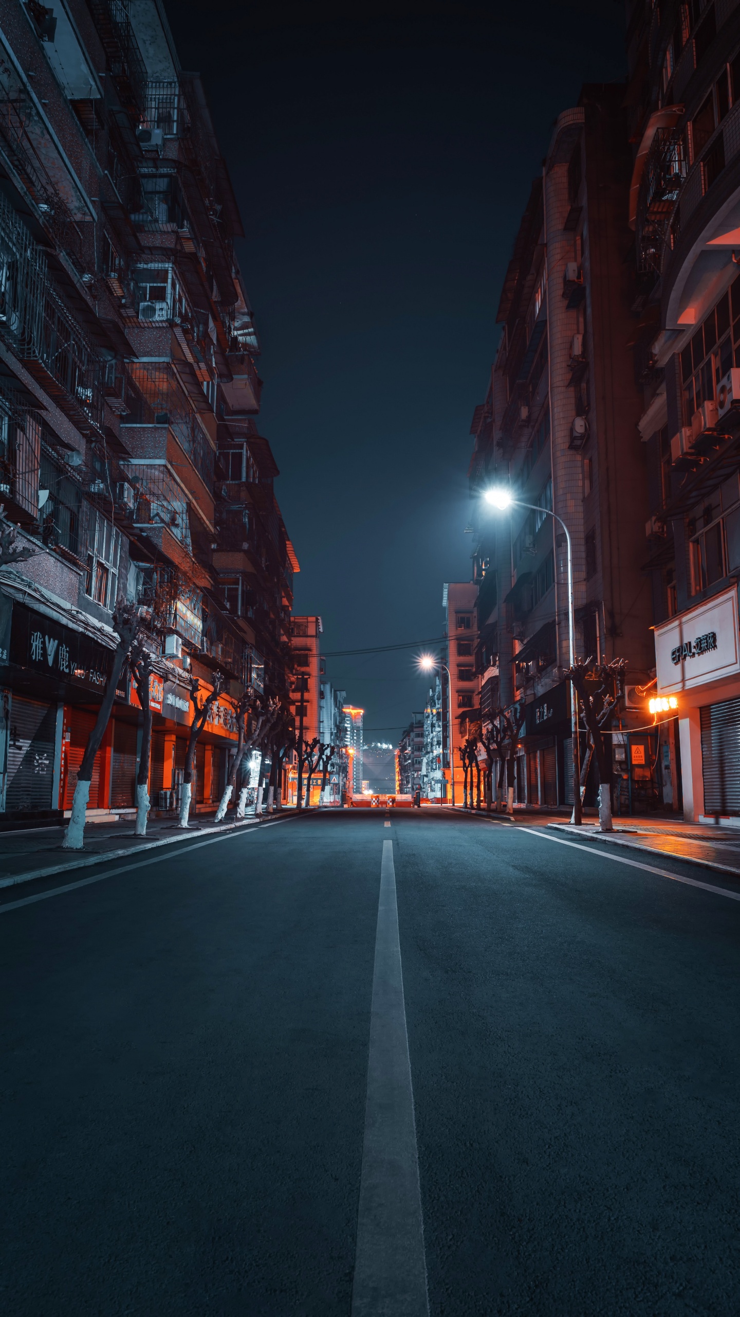 Обои дорога, ночь, улица, арт, здание в разрешении 1440x2560