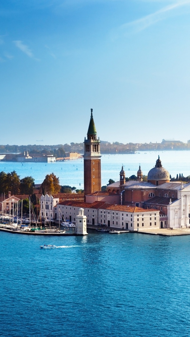 Обои вода, водный путь, море, город, туризм в разрешении 720x1280