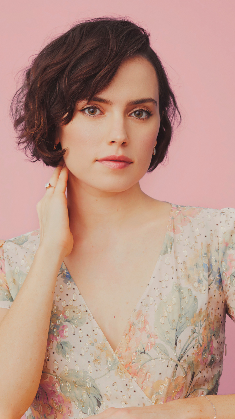 Обои Дейзи Ридли суета 2019, Дэйзи Ридли, хаос ходьба, Король, 2019 в разрешении 750x1334