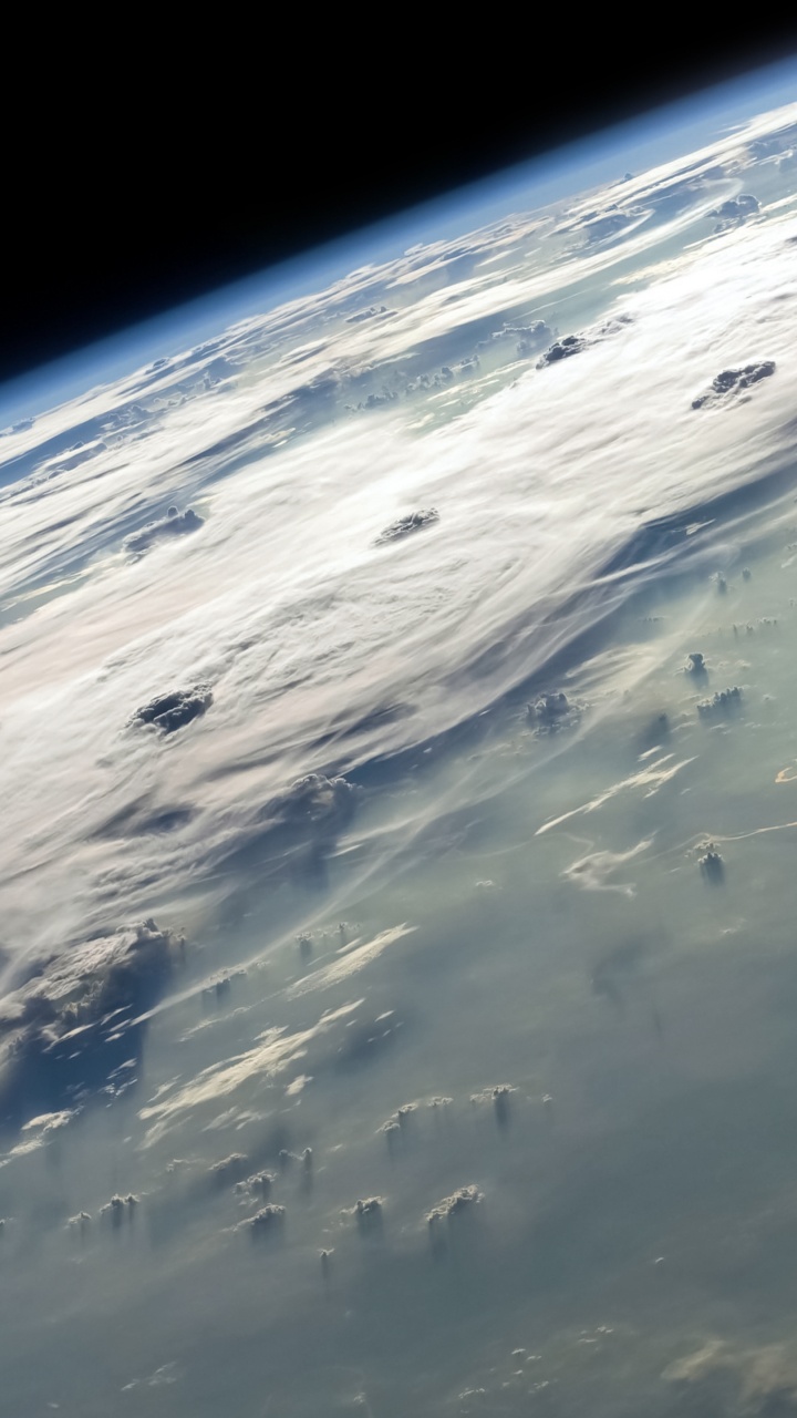 Обои mac os, земля, яблоко, ios, планета в разрешении 720x1280