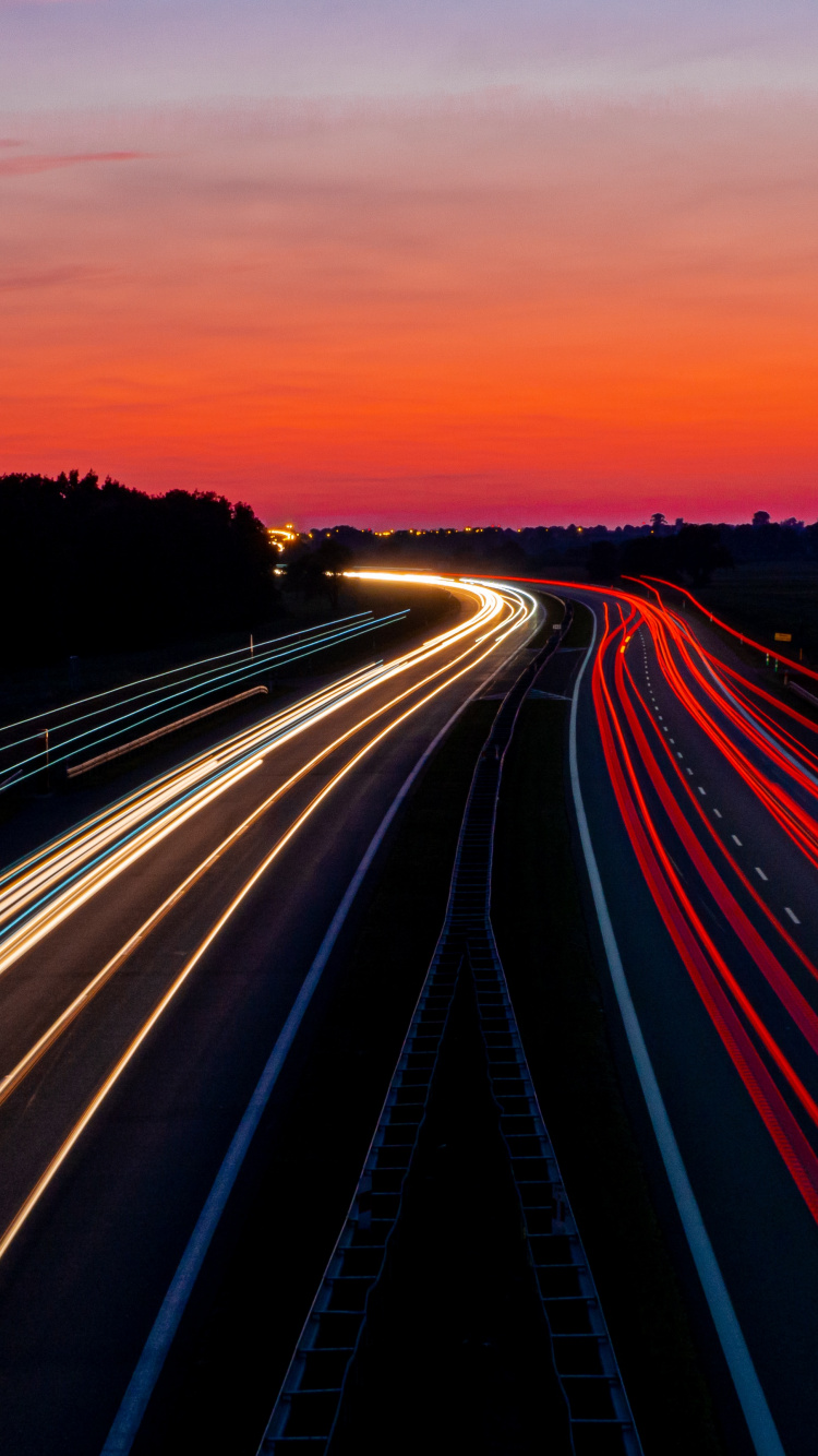 Обои дорога, магистраль, автострада, красный цвет, горизонт в разрешении 750x1334