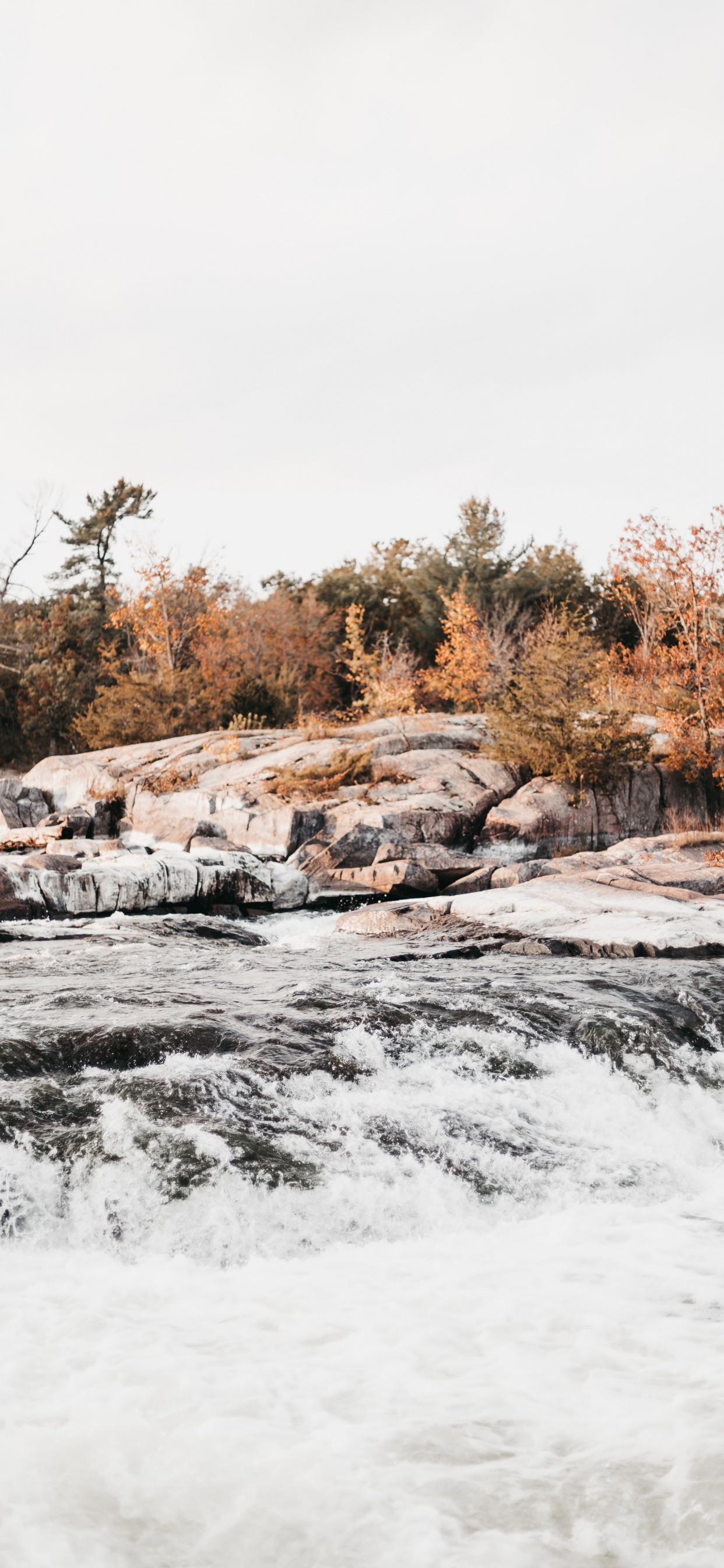 Обои вода, природный ландшафт, снег, зима, дикая местность в разрешении 1242x2688