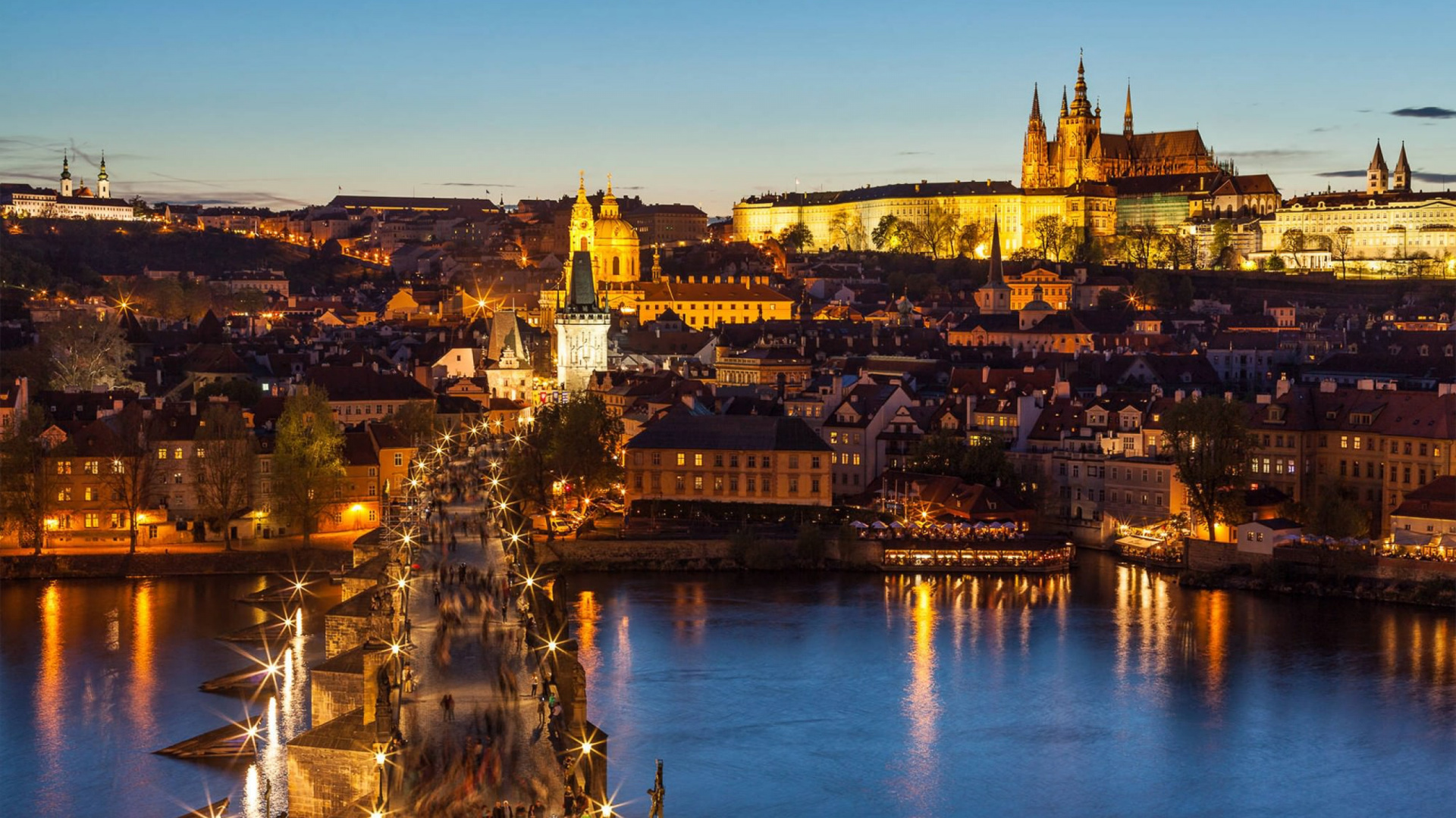Обои Карлов мост, Влтава, Пражский град, город, отражение в разрешении 1920x1080