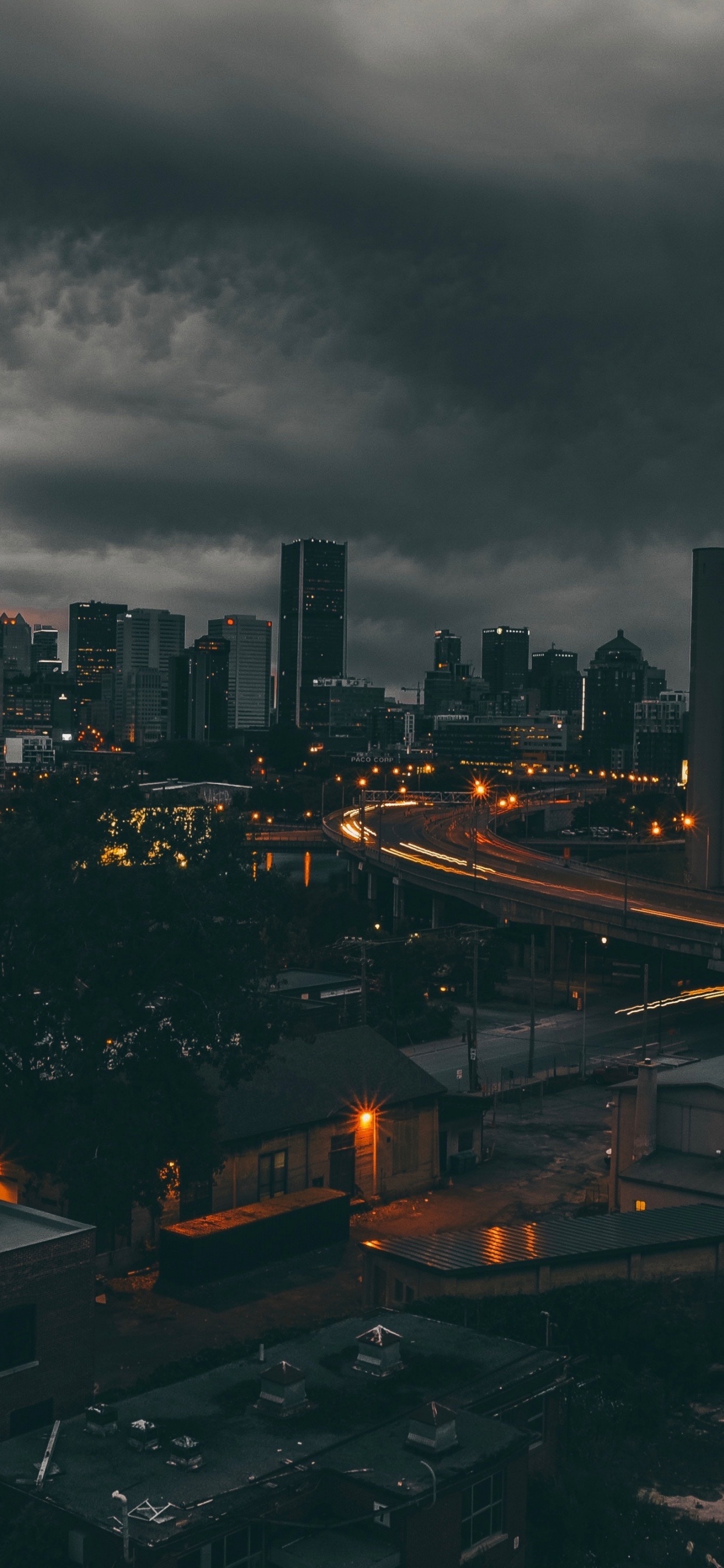 Обои Монреаль, ночь, город, линия горизонта, городской район в разрешении 1242x2688