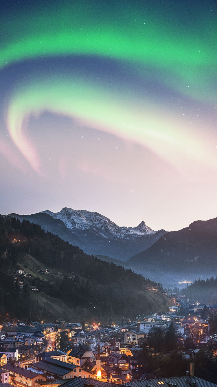 Обои телефон северного сияния, свет, атмосфера, облако, гора в разрешении 750x1334